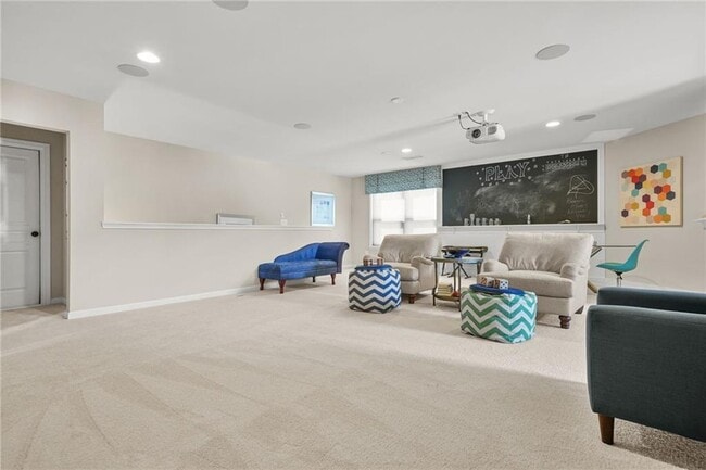 Building Photo - 705 Pressing Dr