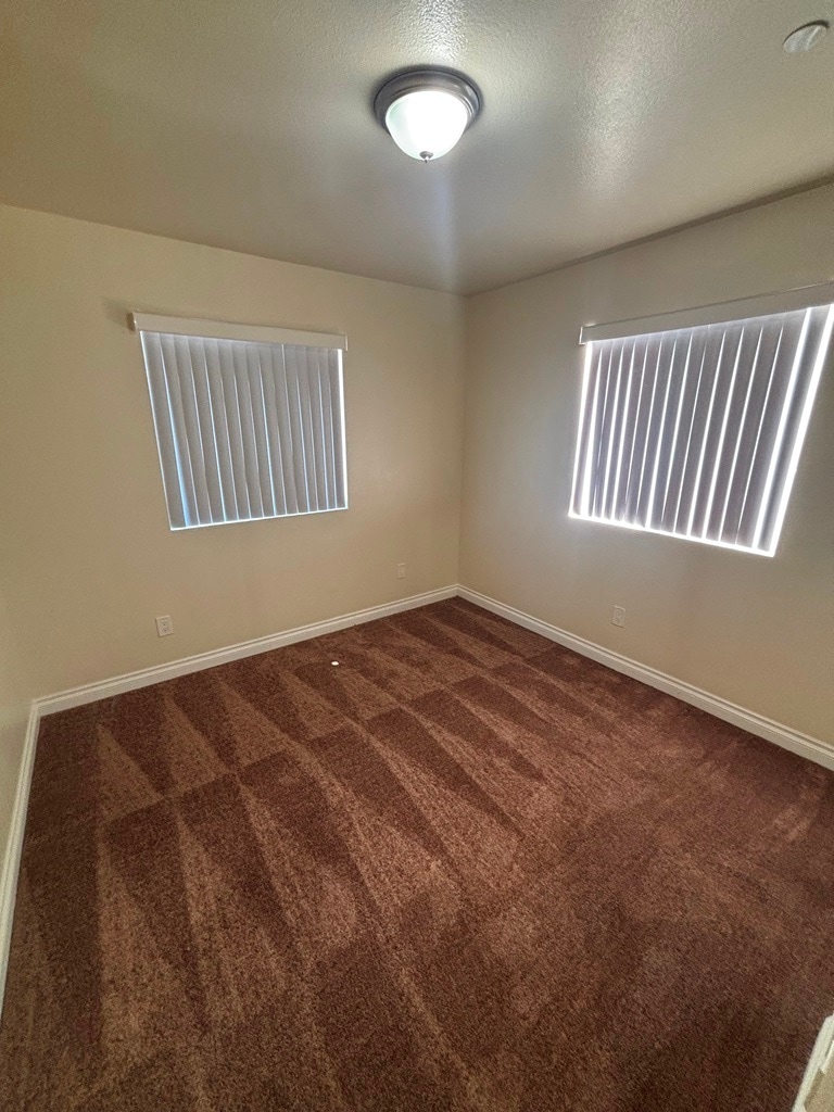 Building Photo - 156 E 67th St