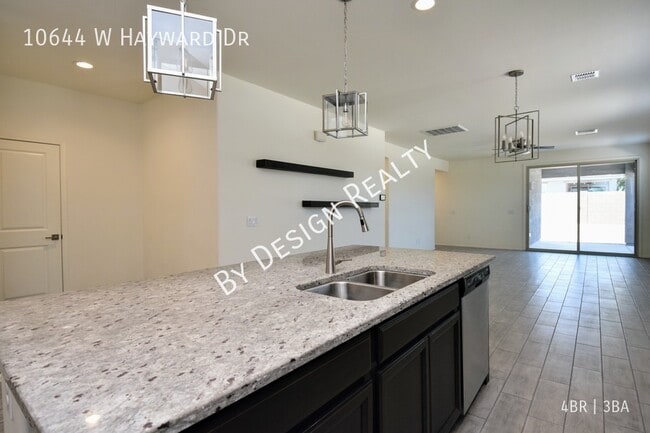 Building Photo - Gladden Farms - 4 Bed 3 Full Bath w/Flex-S...