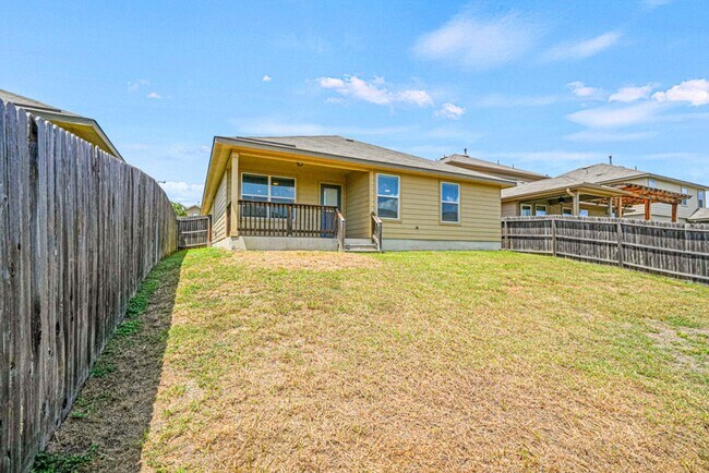 Building Photo - Single Story RedBird Ranch Rental! No Carp...