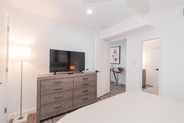 Building Photo - 606 N Marsalis Ave