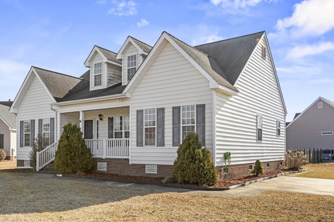 Building Photo - 726 Addington Dr