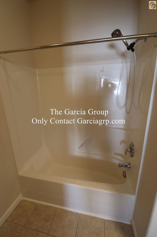 Building Photo - 10377 SW Ridgepath Ln