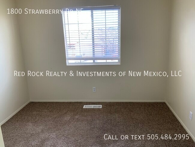 Building Photo - 1800 Strawberry Dr NE