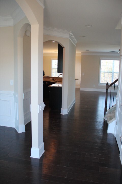 Building Photo - Beautiful move-in ready located in the Mil...