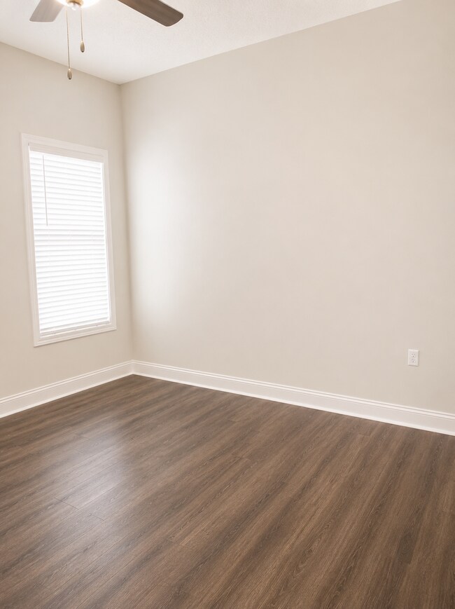 Building Photo - 3871 Lu Ln