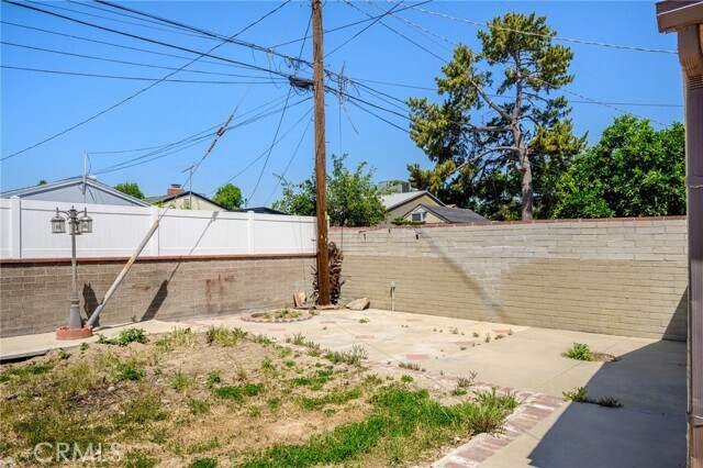 Building Photo - 6607 Riverton Ave