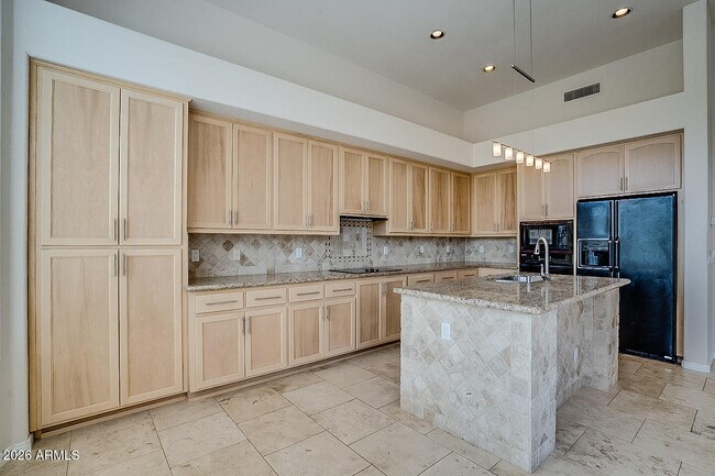 Building Photo - 11113 E Betony Dr