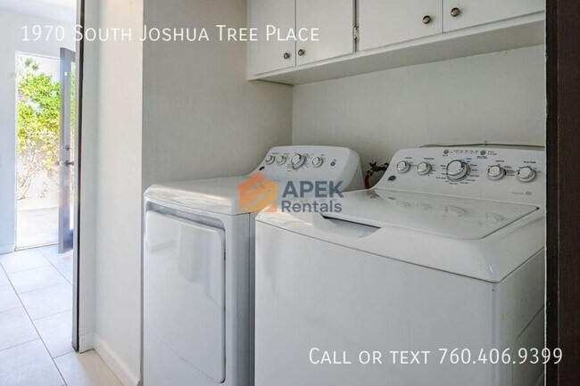 Building Photo - 1970 S Joshua Tree Pl