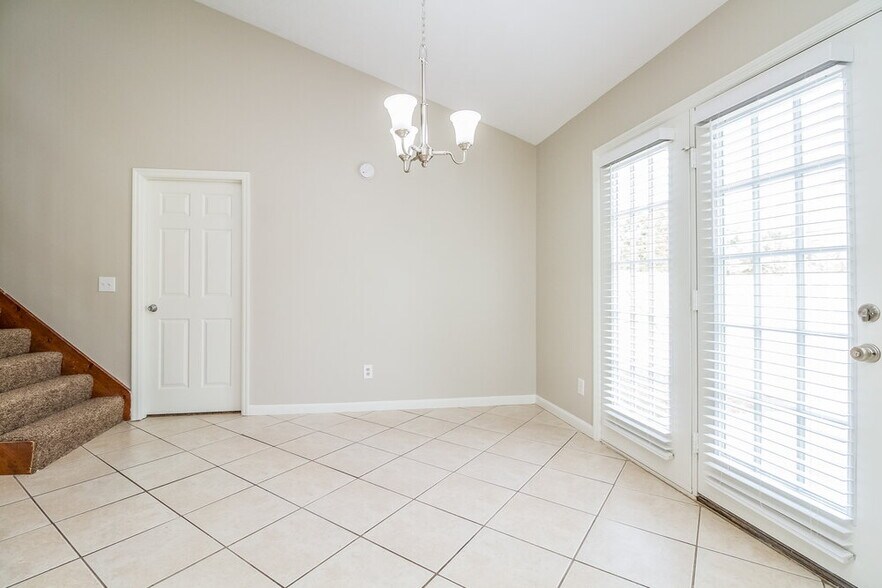 Building Photo - 101 Brandy Ct