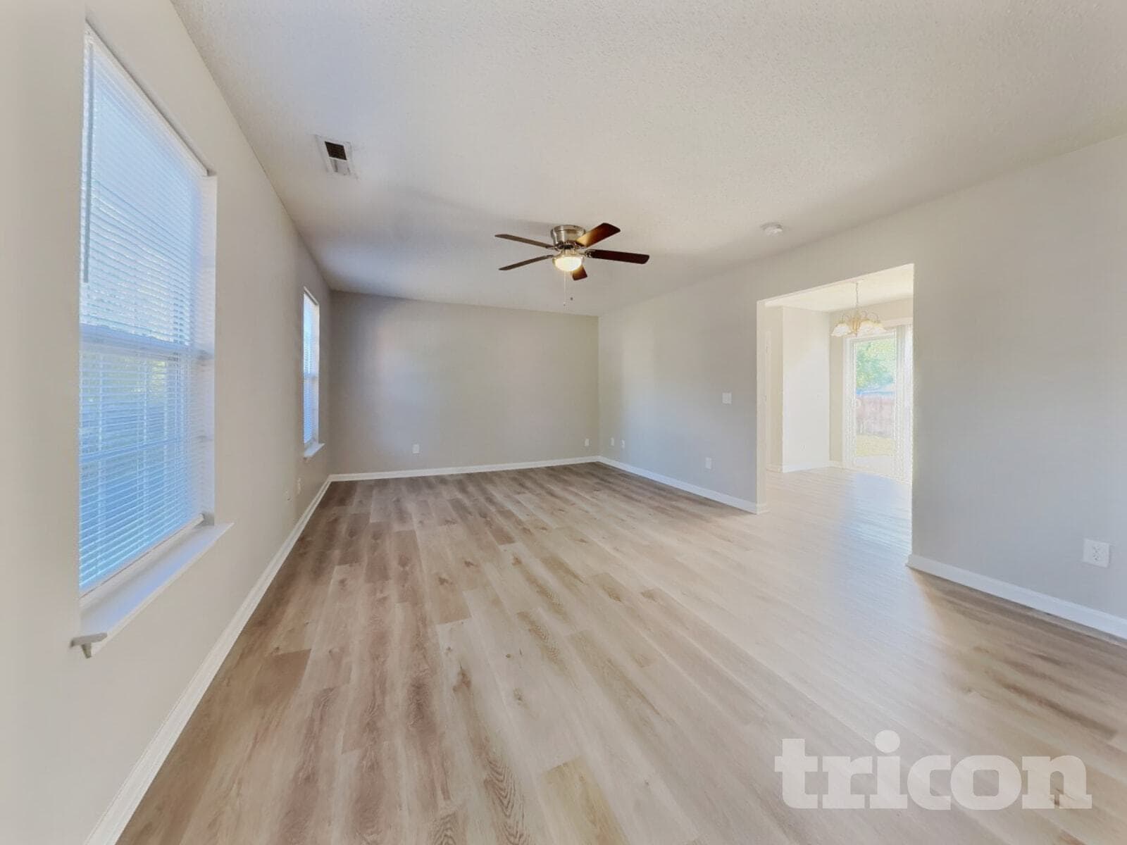Building Photo - 2807 Green Crest Ct