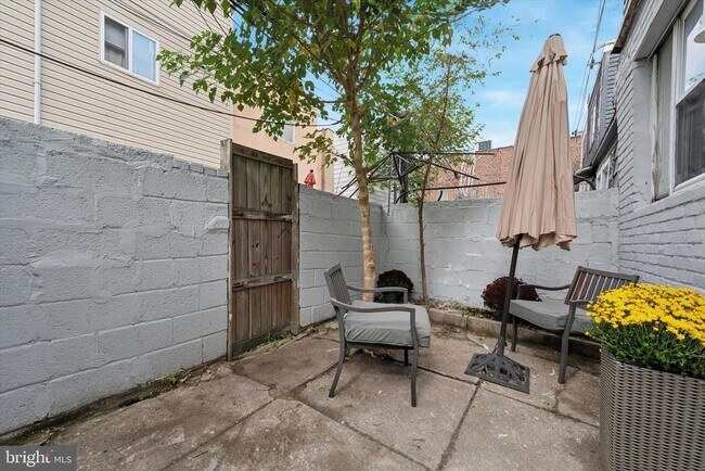 Building Photo - 1644 S 26th St