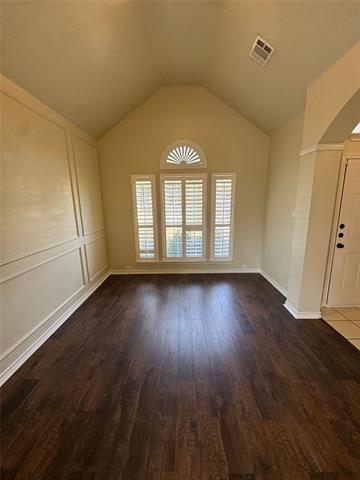 Building Photo - 3006 Upland Dr