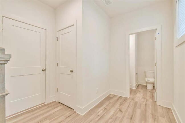 Building Photo - 262 Dilbeck Cir