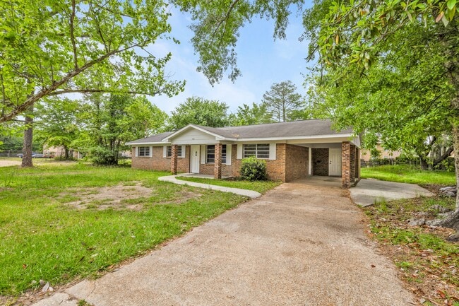 Building Photo - 3105 Scovel Ave