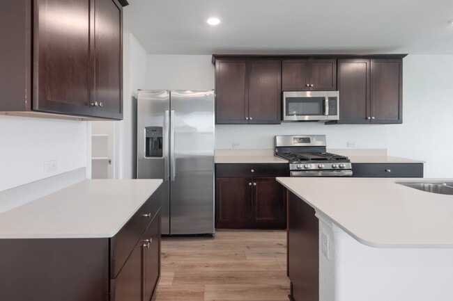 Building Photo - 7212 Sparkling Light Dr