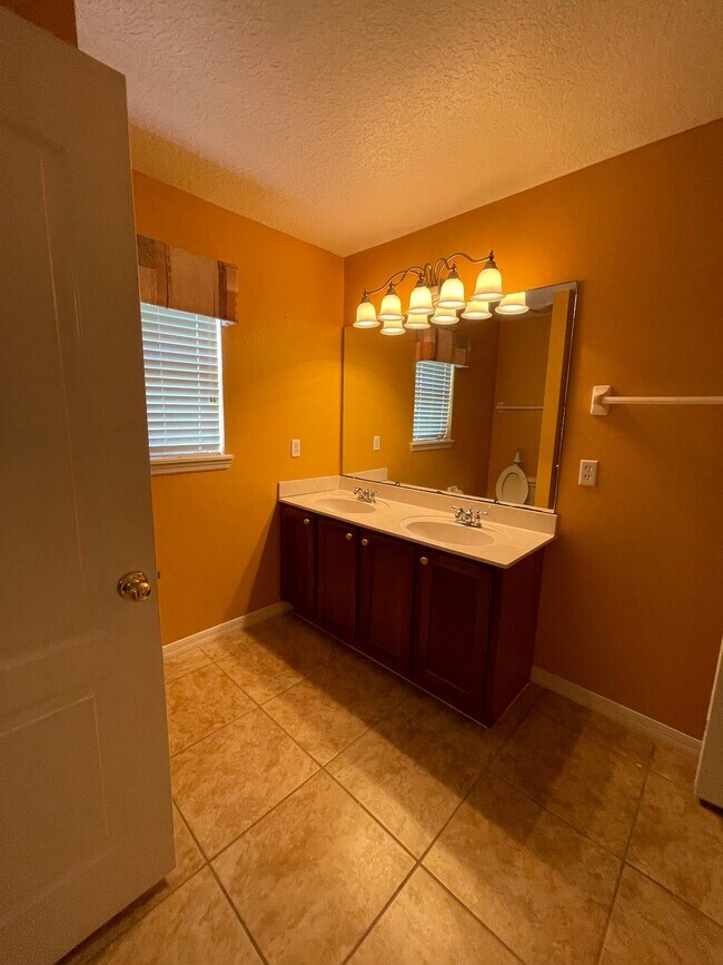 Building Photo - 4373 Spring Blossom Dr