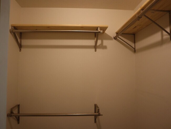 Building Photo - Great Location 3 bedroom 2 Bath 2 Car Garage Call/Text Carole Arcaro 386-216-4900 Deltona Lakes R...