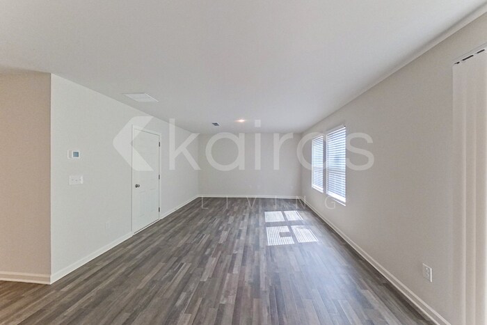 Building Photo - 1600 Forsyth St