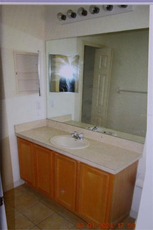 Building Photo - 25820 Crippen Dr