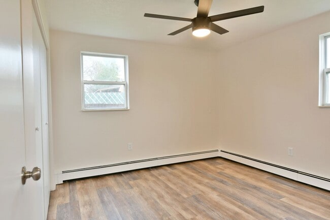 Building Photo - Joslynn Properties LLC-560