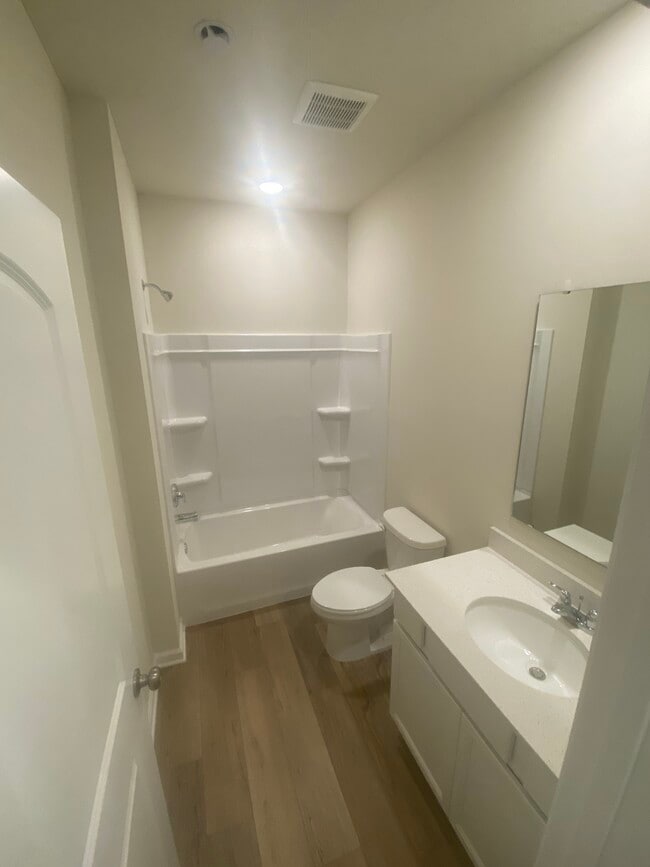 Building Photo - 3872 Riverstone Dr