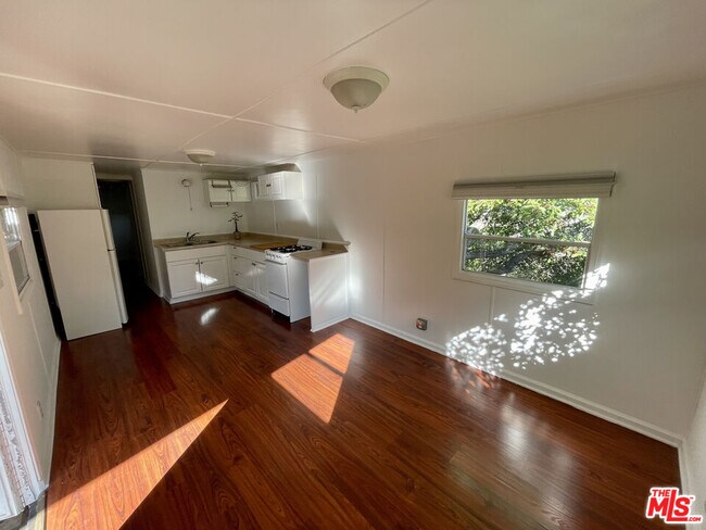 Building Photo - 22500 Monte Vista Dr