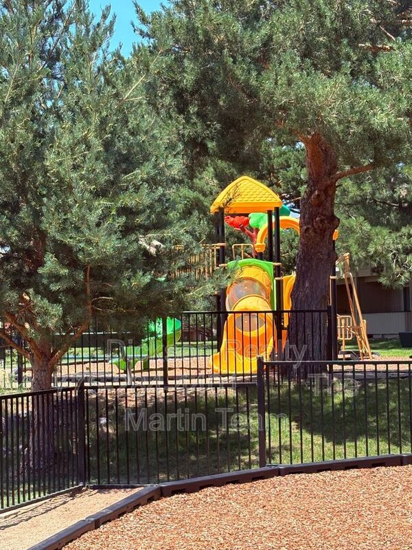 Building Photo - 3948 Clear Acre Ln