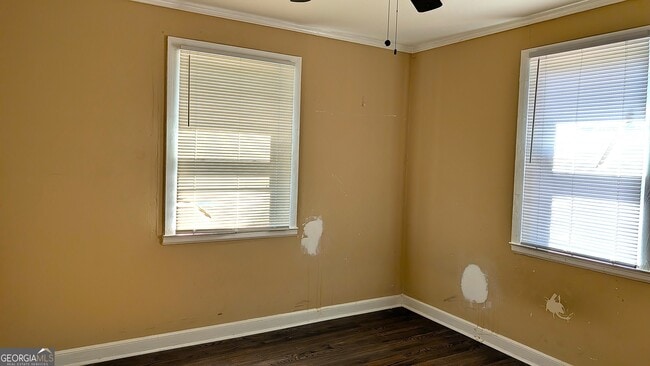 Building Photo - 3307 Guthrie Dr