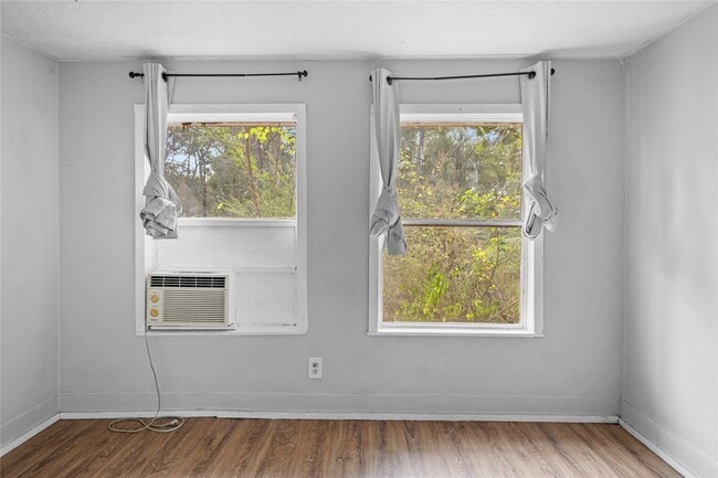 Building Photo - 16747 Timberglen St