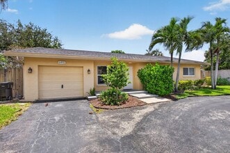 Building Photo - 6410 NW 34th Ave