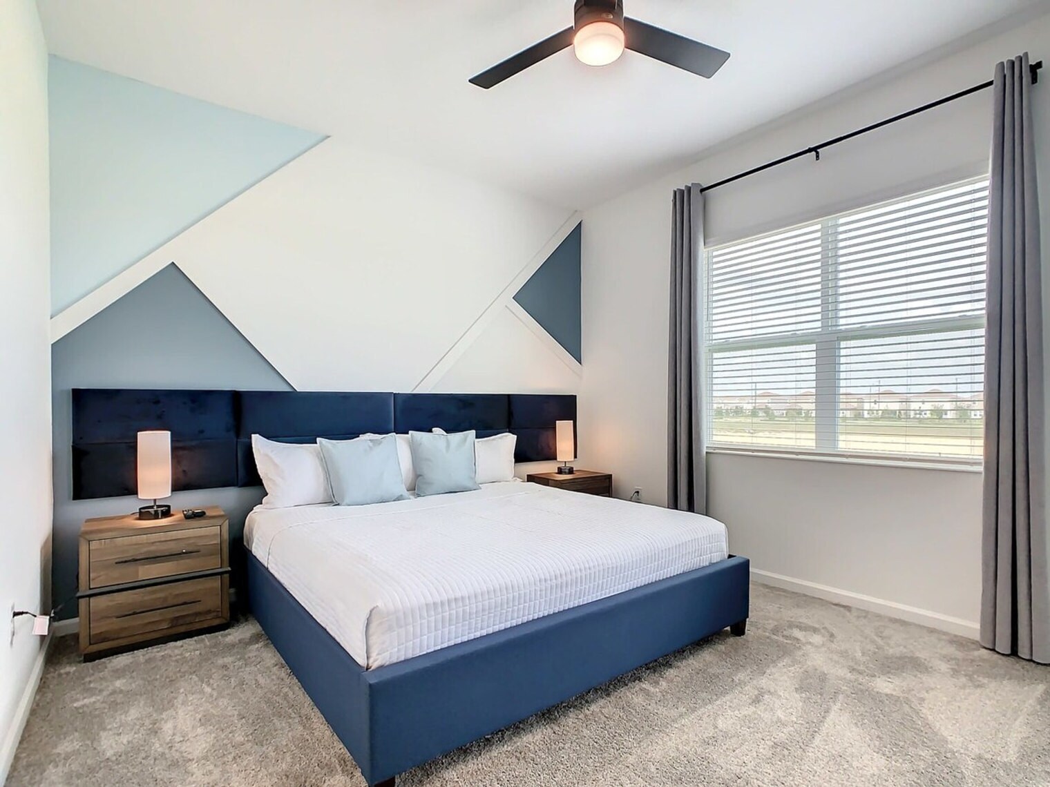 Building Photo - 1083 Splash Shot Pl