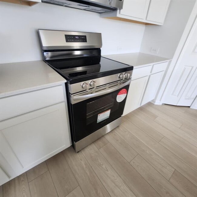 Building Photo - 6432 DOMIZIO Dr