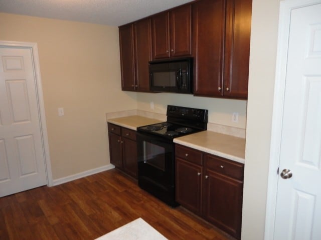 Building Photo - 96 Imperial Dr