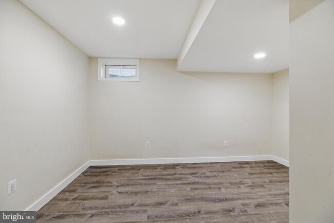 Building Photo - 25505 Balagat Pl