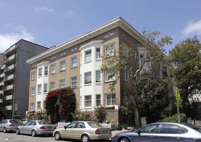 Building Photo - Dunsmuir Apartments