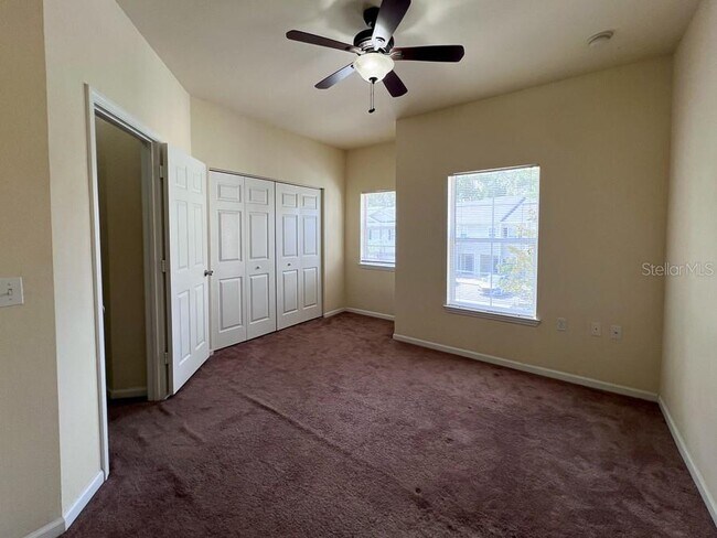 Building Photo - 4886 NW 46th Pl