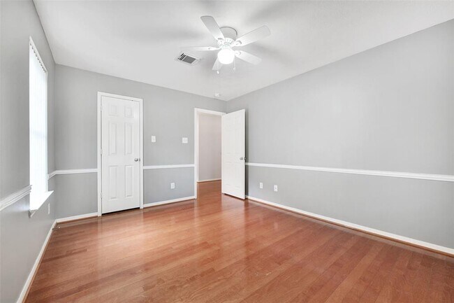 Building Photo - 2510 Pine Brook Dr
