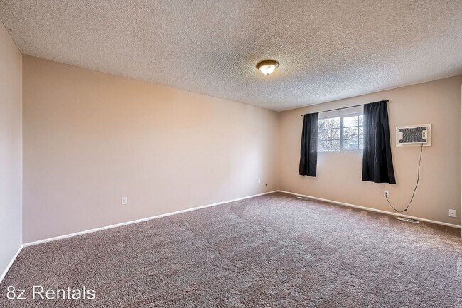 Building Photo - 3 br, 1.5 bath House - 10011 Clay Street