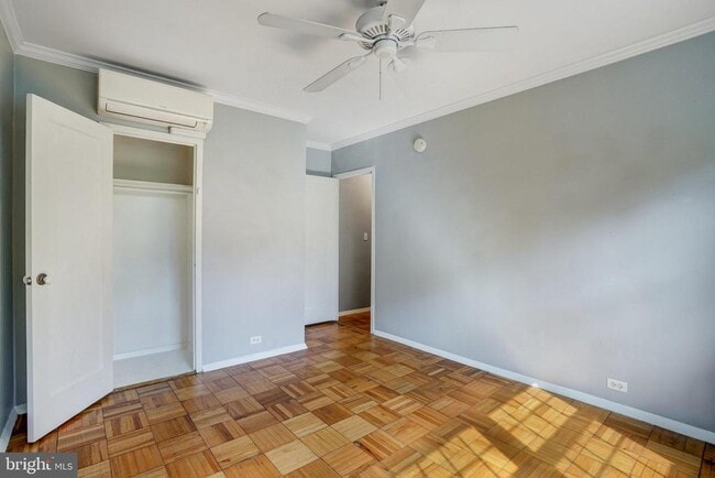 Building Photo - 3239 Gunston Rd