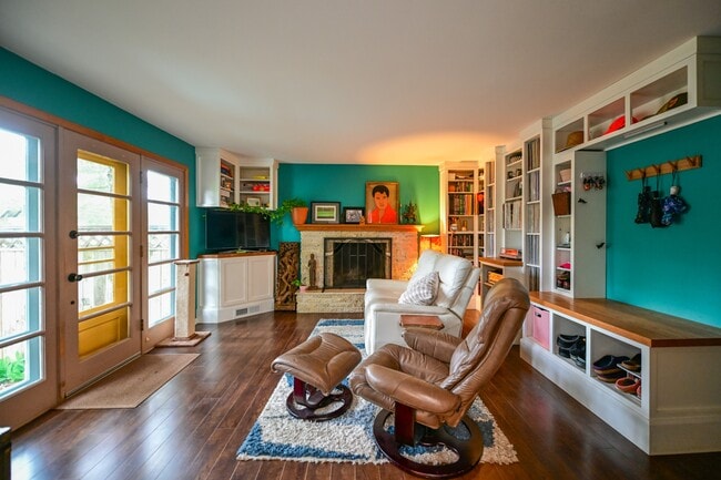 Building Photo - 50 Eden Pl