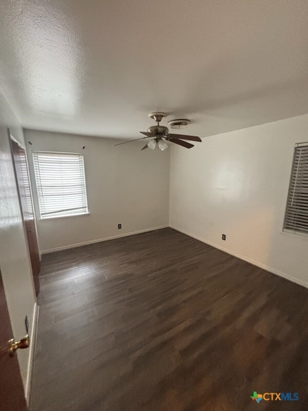 Building Photo - 621 Bishop Dr