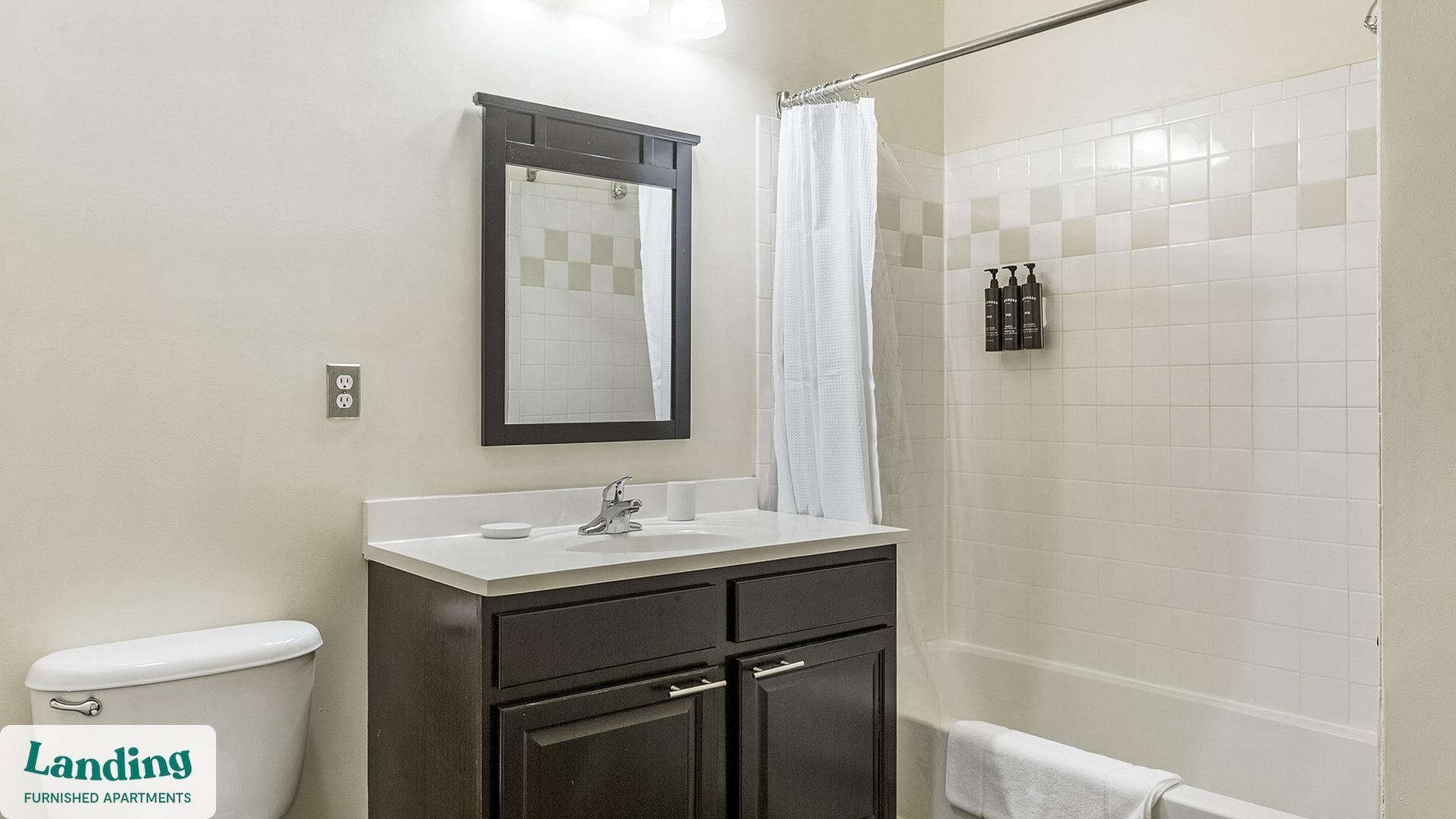 Building Photo - 1776 Patriots Ln