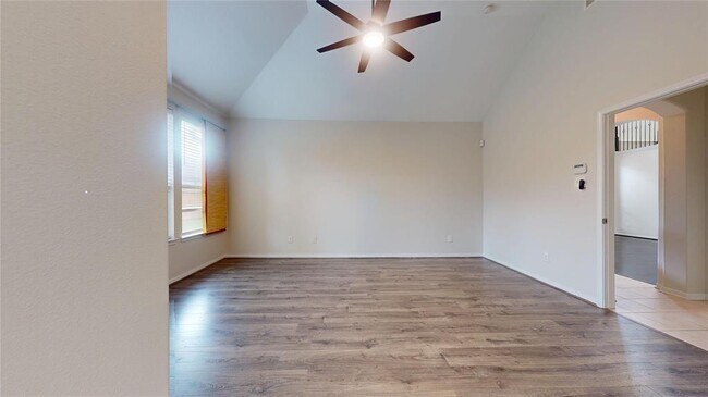 Building Photo - 26503 Forest Pine Ln