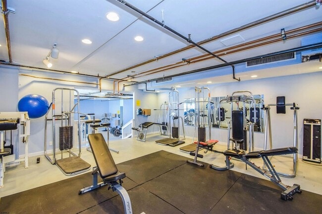 Building Photo - 101 S Raleigh Ave