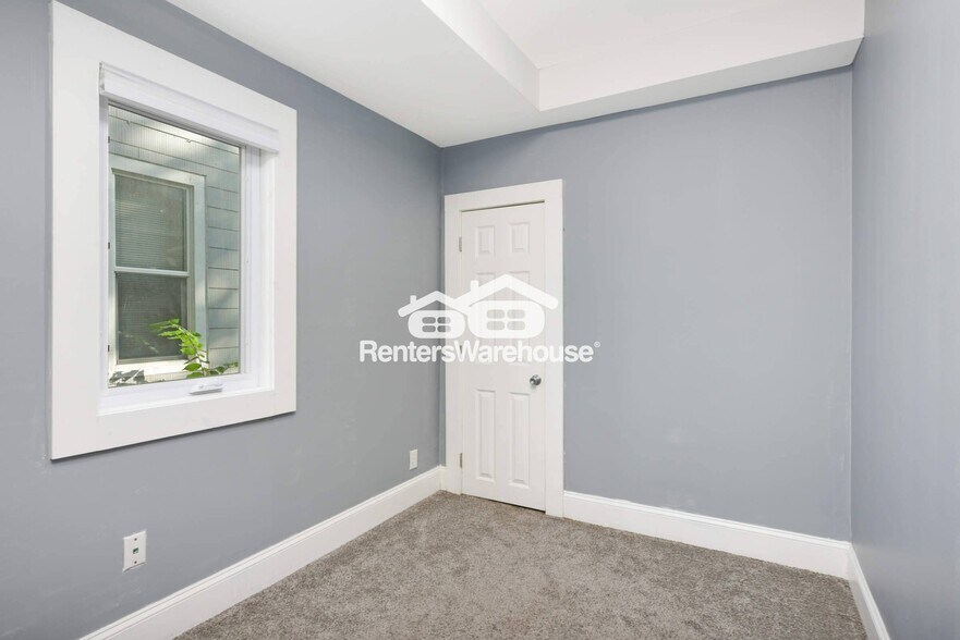 Building Photo - 4615 N Colfax Ave