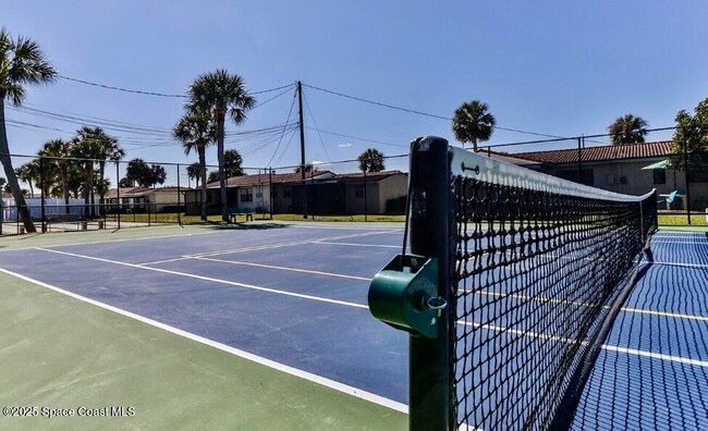 Building Photo - 710 Flamingo Dr