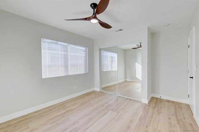 Building Photo - 503 Prescott Ave