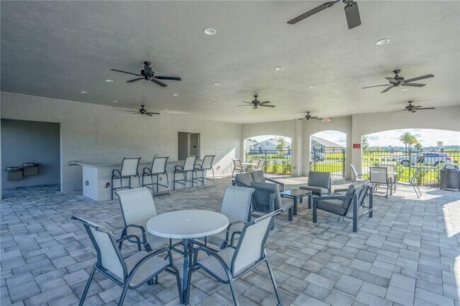 Building Photo - 8748 SW 49th Cir