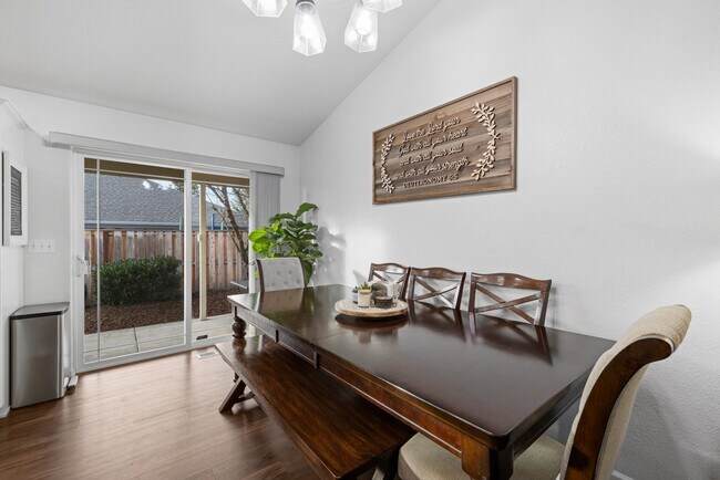 Building Photo - 1234 Pheasant Wy